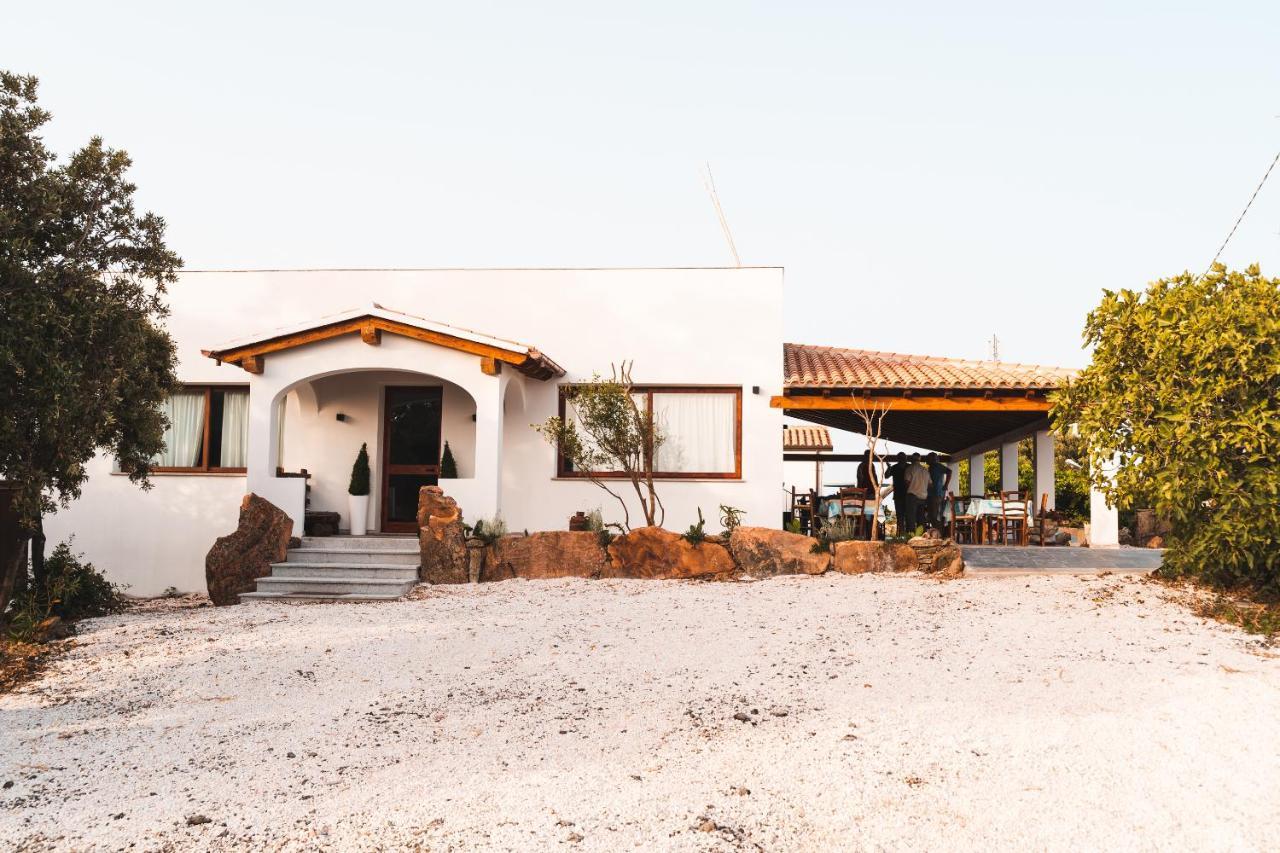 Agriturismo Irghitula Posada  Eksteriør billede