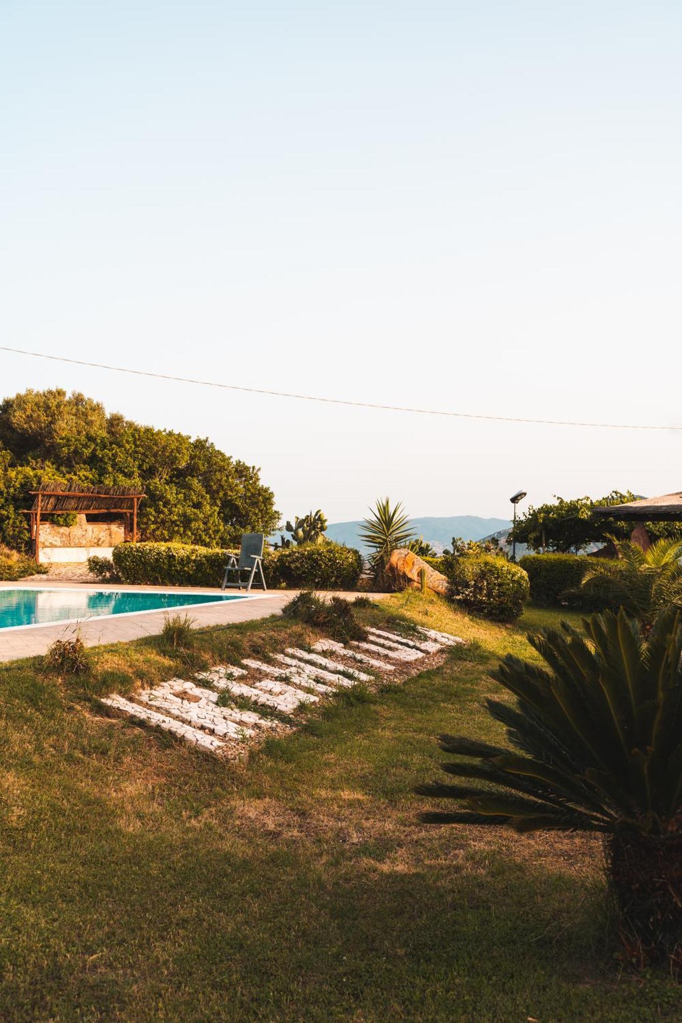 Agriturismo Irghitula Posada  Eksteriør billede